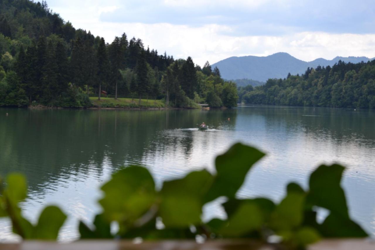 Gostisce Jezero Bed & Breakfast Medvode Exterior photo