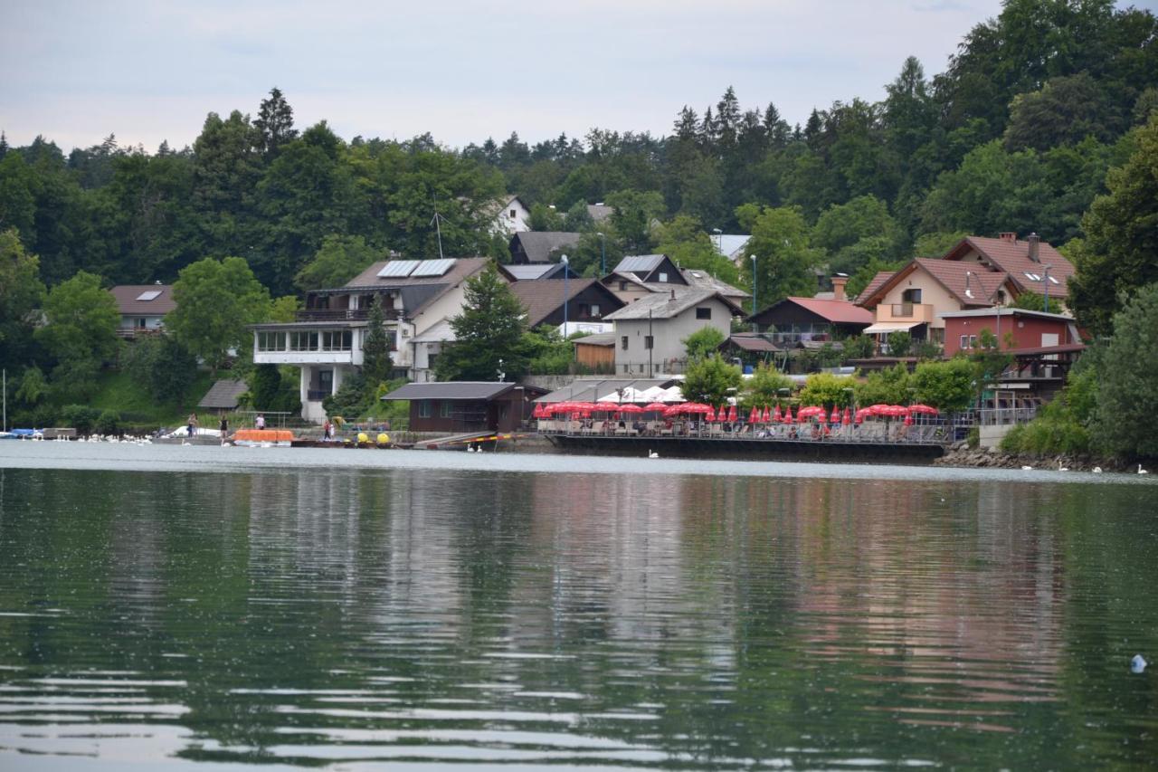 Gostisce Jezero Bed & Breakfast Medvode Exterior photo